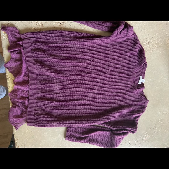 Purple lace detail sweater - Picture 2 of 5